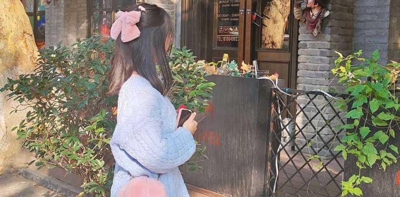 江苏反差婊 泗洪zhn 私密视频泄露 巨乳骚穴抠逼自慰 被男友操出白浆！ - 51吃瓜网-51吃瓜网