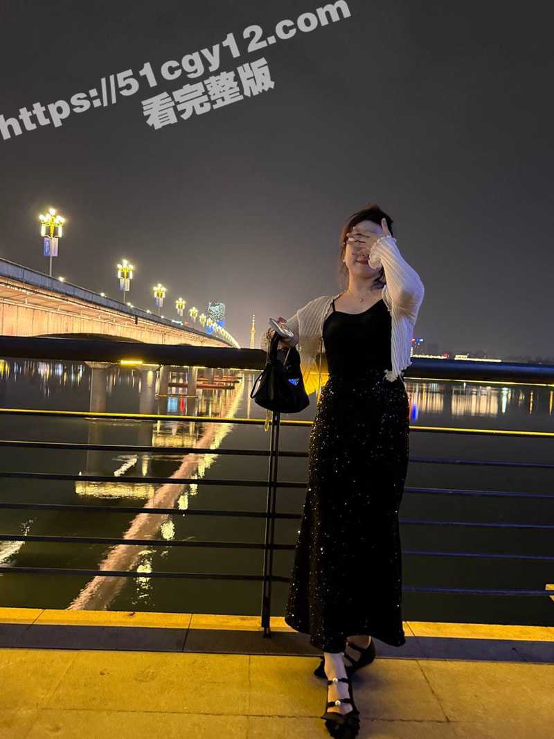 株洲裸贷美少妇 陈佳纯 自慰视频曝光 生过孩子的老逼就是不一样 扣起逼来骚气冲天 隔着屏幕都差点射出来！ - 51吃瓜网-51吃瓜网