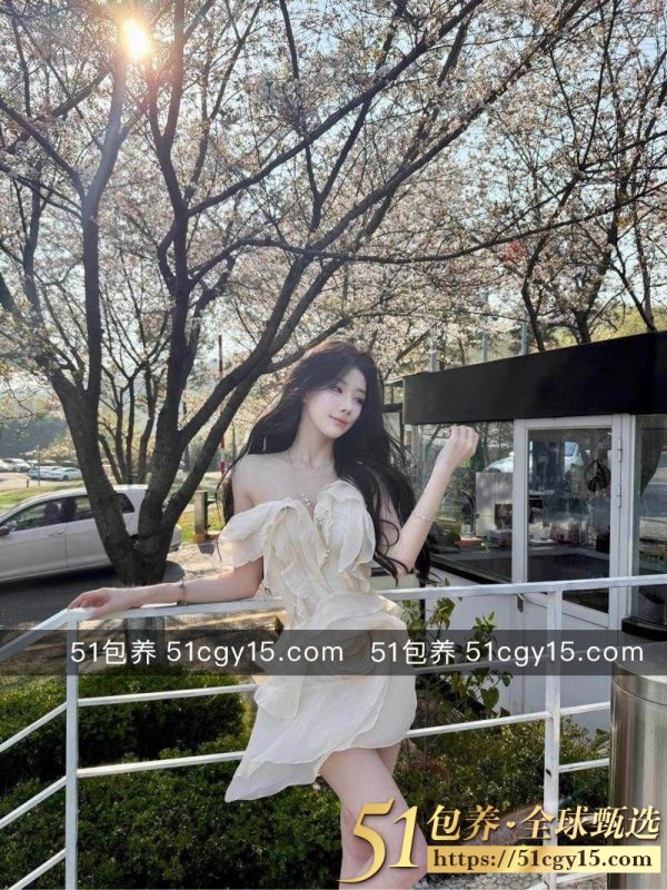 51包养 高端外围 | WWX041104 无锡淘宝模特 天然无整肤若凝脂 质量保真 假一赔十-51吃瓜网