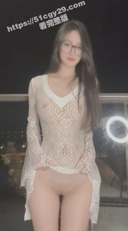 台湾ins美女网红 vavababe 下海黄播 白富美气质御姐 骑乘炮机自慰 声音超嗲引爆全网！-51吃瓜网