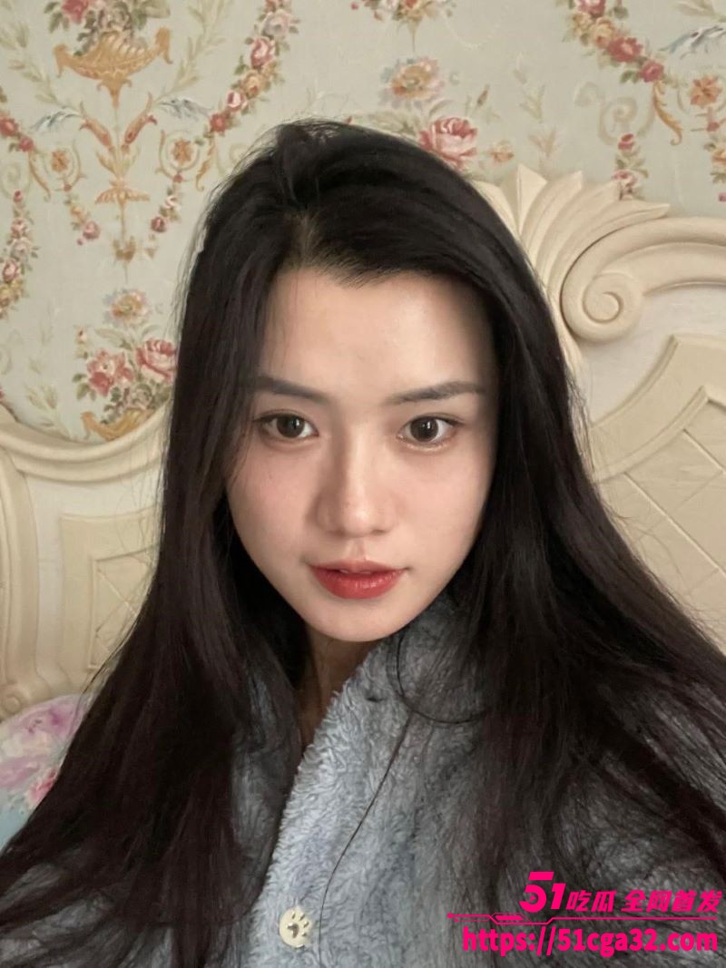 青岛已婚小少妇 林昕怡 酒店调教视频曝光 被金主骑乘口爆 扇臀玩穴调教 淫靡不堪！ - 51吃瓜网-51吃瓜网