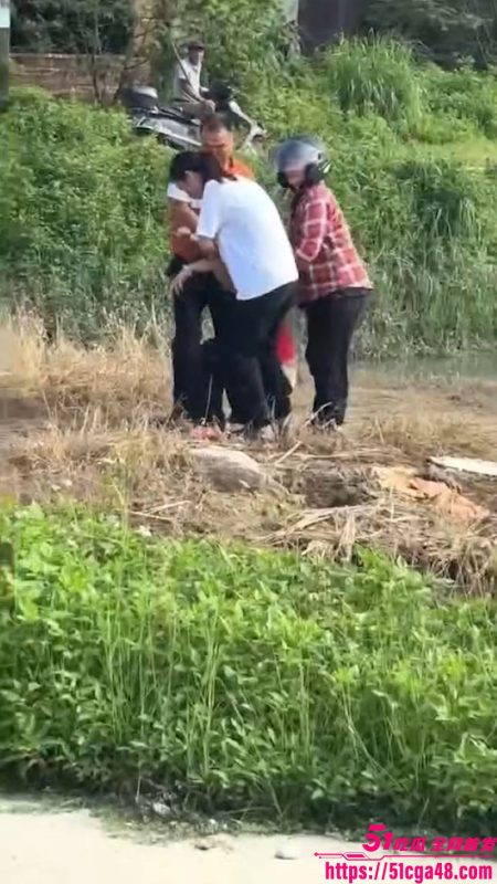 惠东双月湾 18岁少女黄云菊 深夜出门被不明人士拖走 器官全被挖走抛尸河中 这简直令人毛骨悚然！-51吃瓜网