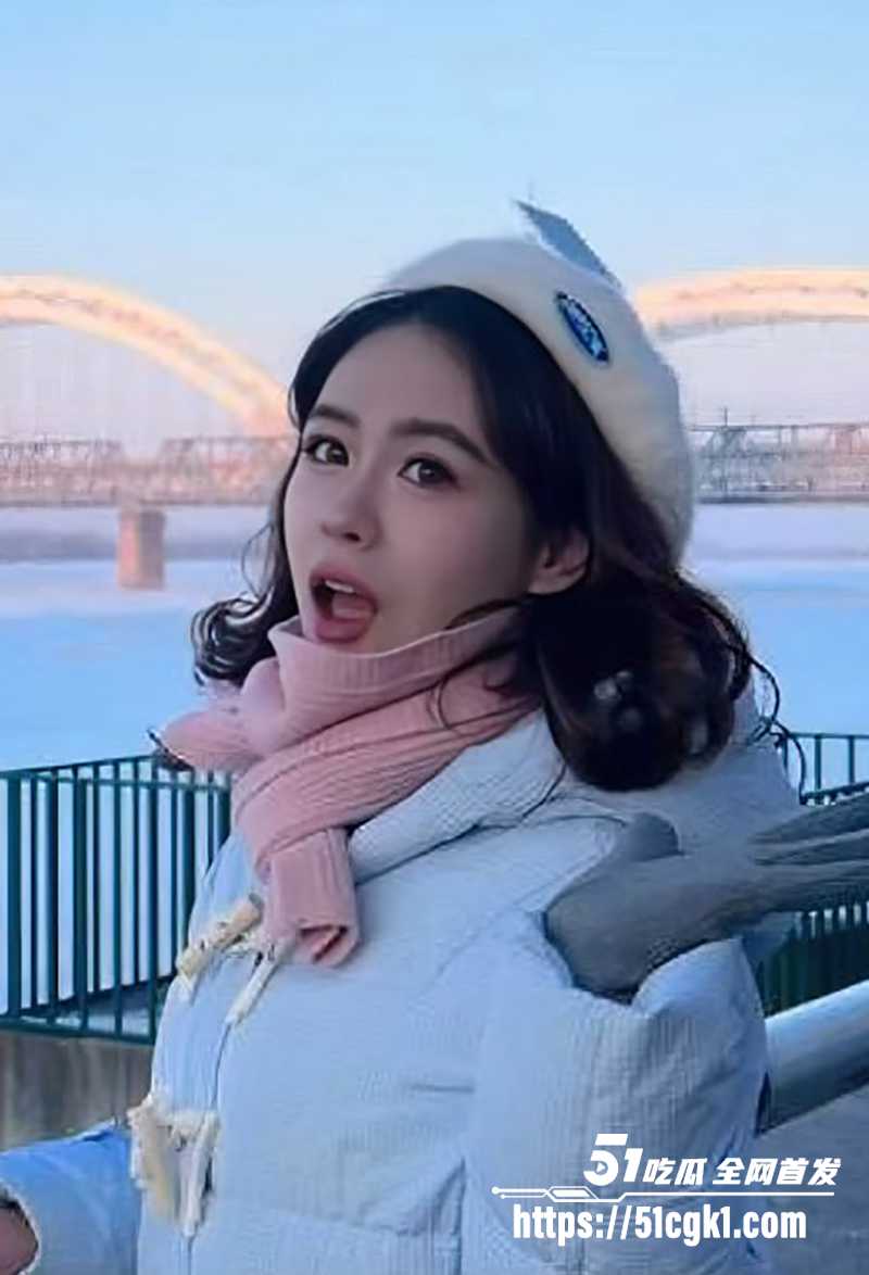 极品情侣泄密！美腿女孩遇人不淑 大尺度性爱视频被前男友流出 性瘾超大淫骚反差！ - 51吃瓜网-51吃瓜网