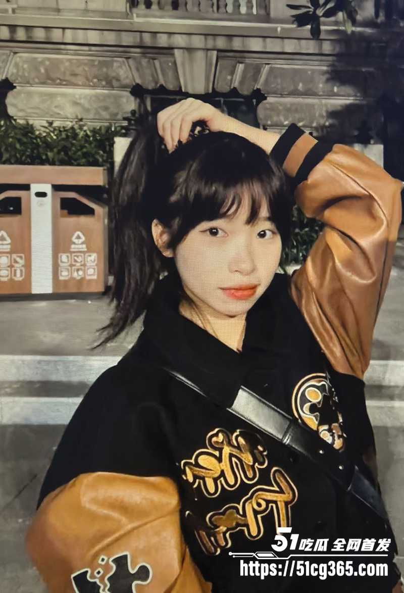 江苏理工校花网红 小蛋挞 被富二代包养 穿各种开档黑丝配合挨操 特写镜头骚到炸！ - 51吃瓜网-51吃瓜网