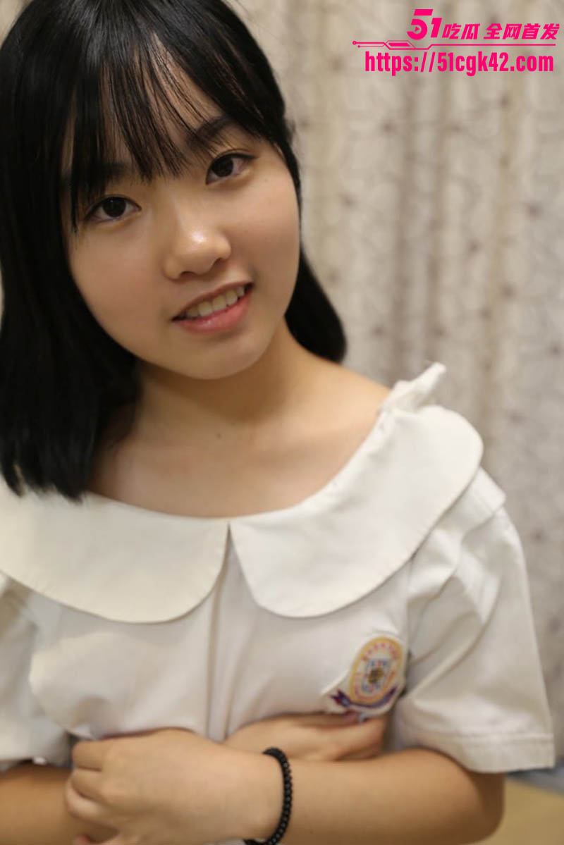 超美女大学生 邵玲 被富二代包养调教 清纯白月光变淫荡骚女 极品身材反差学妹 骚穴粉嫩淫骚至极！ - 51吃瓜网-51吃瓜网