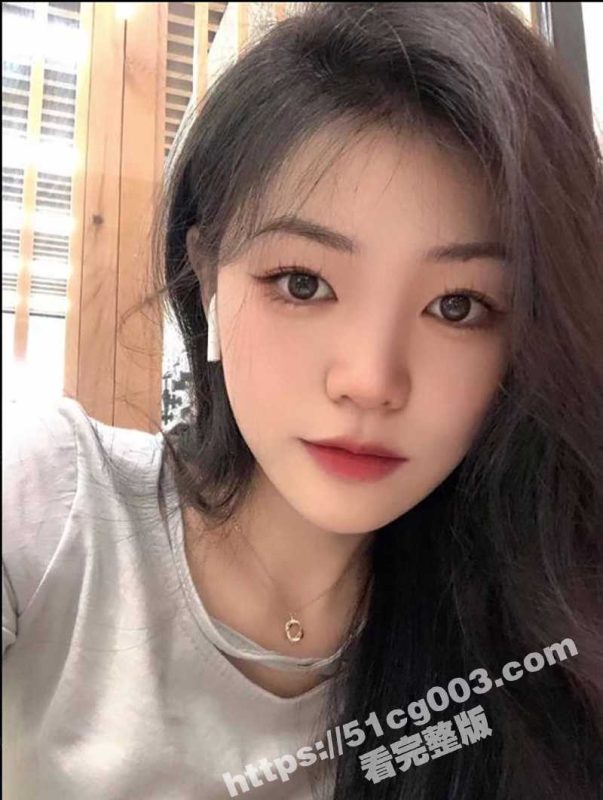 分享现实中公司同事母狗 跟男朋友异地 勾搭两天成功带回家 口爆吞精内射骚的一批！-51吃瓜网