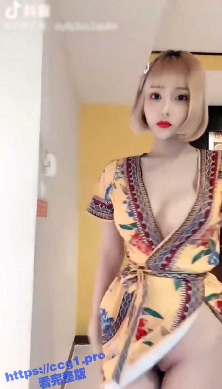 极品稀缺 惊艳走光 露乳 露毛 露逼 生活走光 抄胸合集！-51吃瓜网