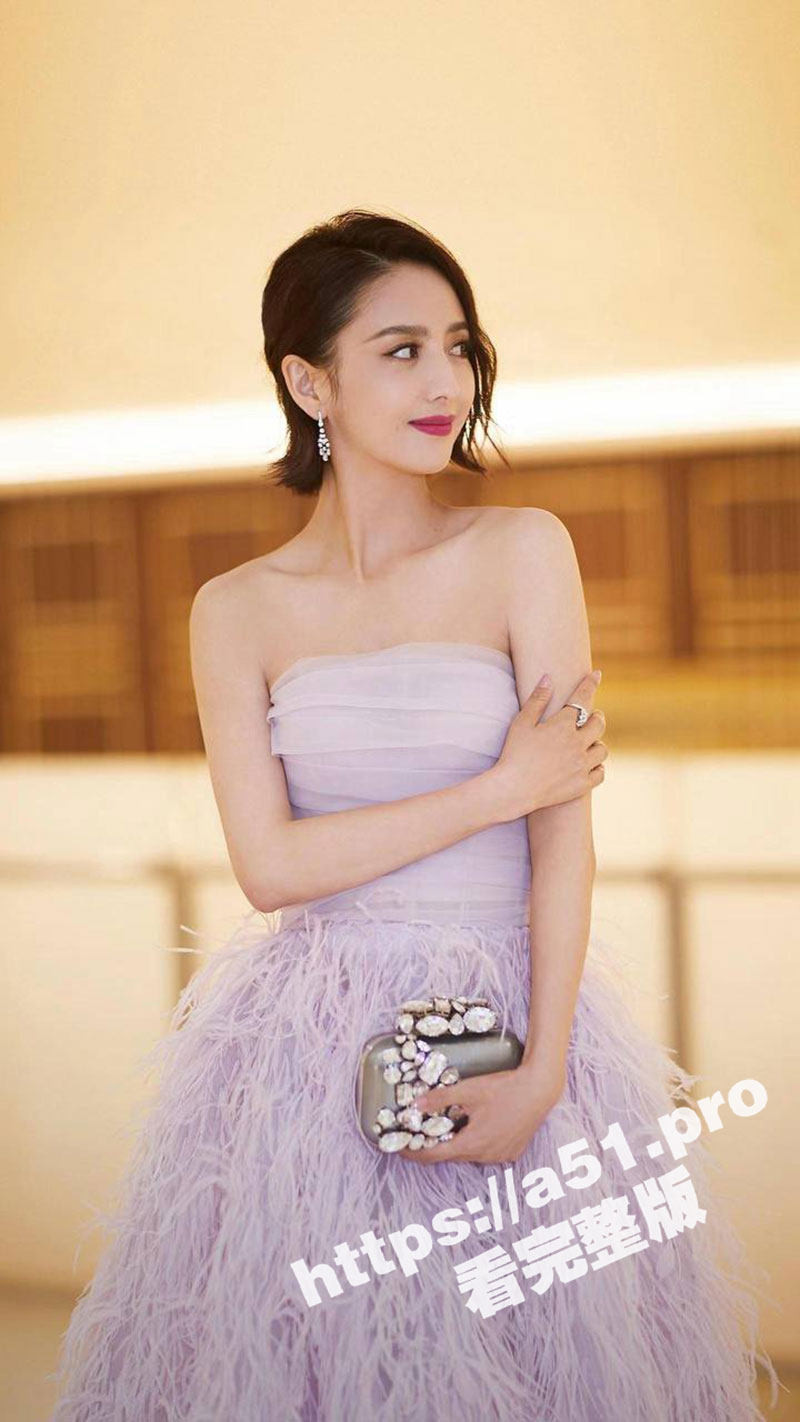 华为 P70的消除功能真牛逼！直接一键AI脱衣 色图再也不用找人帮忙了 - 51吃瓜网-51吃瓜网