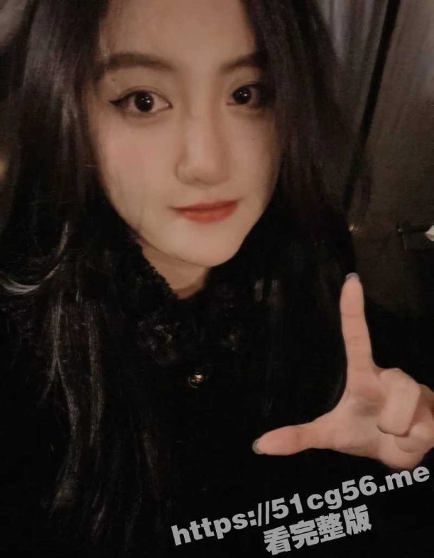 云南民族大学母狗 黄婧瑶 妥妥的校园公交车 骚逼宿舍发情摸奶勾引男同学 和学长约炮被曝光-51吃瓜网