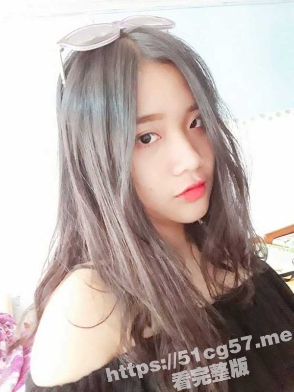 越南极品大奶学妹 颜值很高的反差婊 皮肤白嫩口交技术一流 爆操嫩穴后直接颜射 嫩妹操着就是爽-51吃瓜网