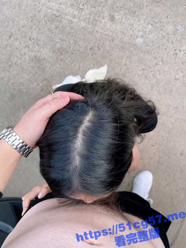 推特绿帽天花板J神 极品身材的骚老婆 和粉丝公园野战 JK制服无内裤露出后入内射 骚妻身材太极品了-51吃瓜网