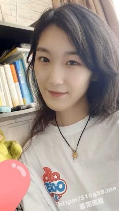 四川工商学院舞蹈系系花 柳悦 与渣男分手后被曝光热恋啪啪视频 超级火爆！-51吃瓜网