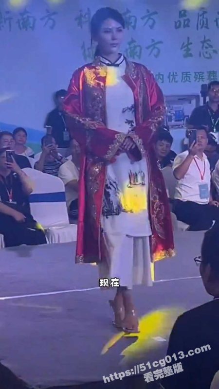 活久见系列！寿衣现在也开始办时装秀了 2024天津殡葬文化节 寿衣走秀现场-51吃瓜网