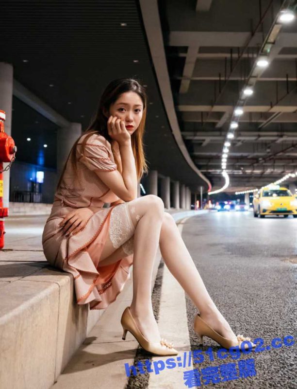 摄影师DP ArtStudio重磅作品 极品反差巨乳女神 各种展示女人美丽性感的一面 这极品身材堪称完美-51吃瓜网