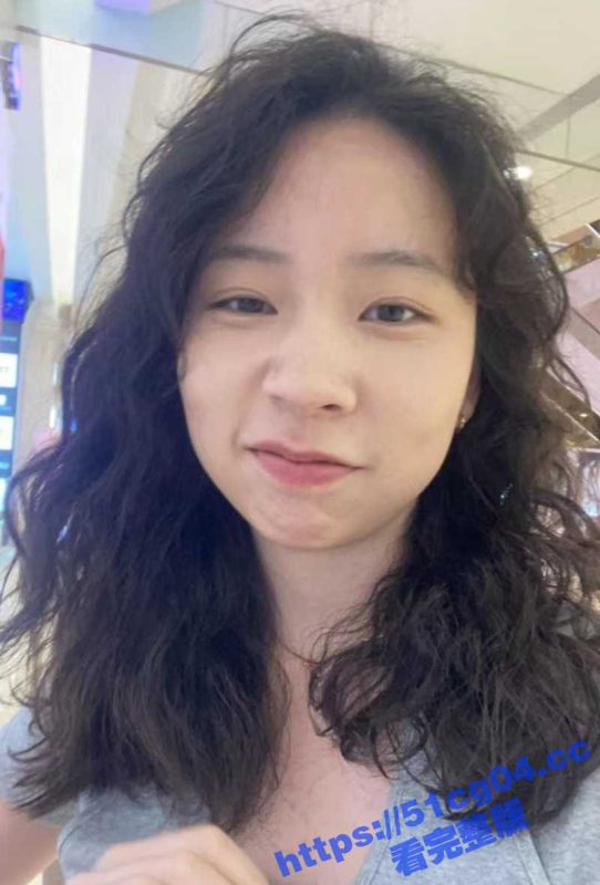 合肥幼儿师范高等专科学校大二嫩妹刘潇琦 来大姨妈男友也不放过 穿着白丝帮他足交-51吃瓜网