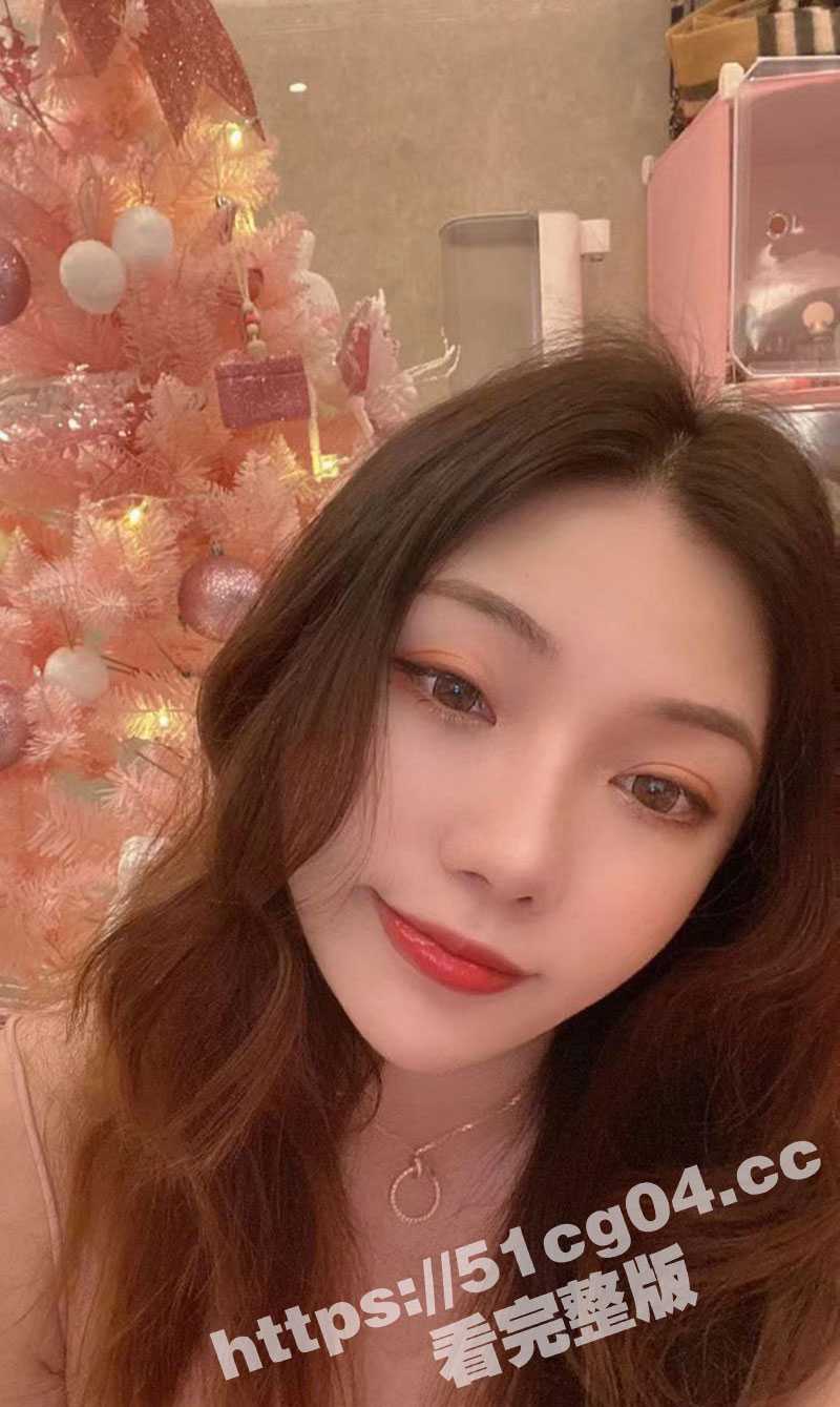 公司聚会拿下闷骚同事！女神范十足 见到大屌秒变母狗 口爆内射一样一次 - 51吃瓜网-51吃瓜网