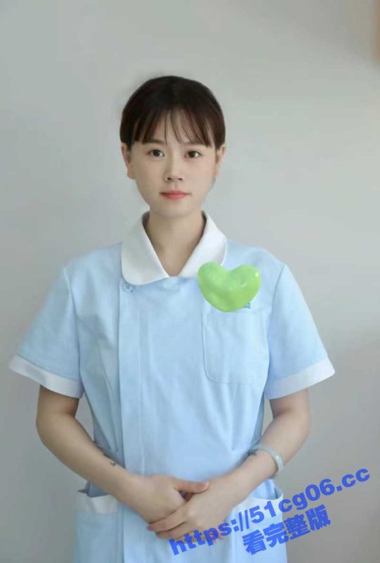 广西南宁卫生学校 公交车校妓 李晓霞 兼职援交视频曝光 各种跪舔吃鸡 口活堪比专业技师-51吃瓜网