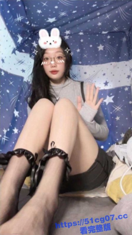 重庆大学生网上卖原味丝袜 本来很保守不断被大哥套路自拍各种自慰视频流出！-51吃瓜网