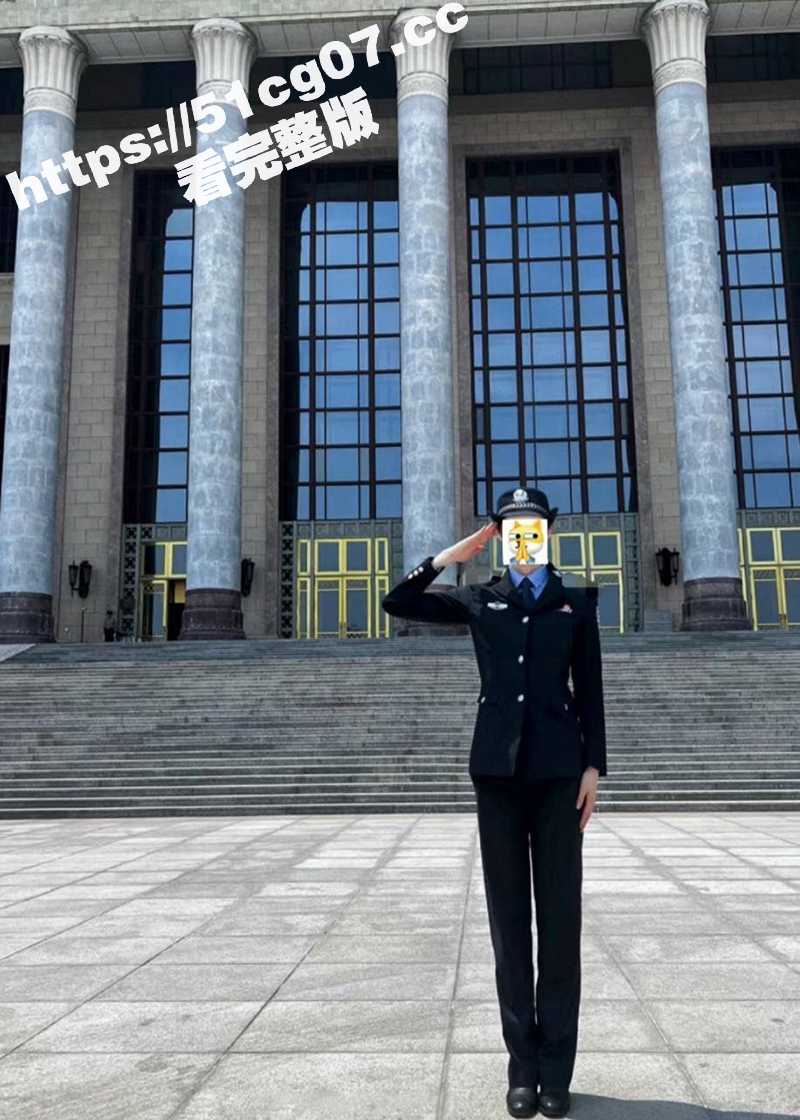 推特福利姬 李李eleven 私下居然是90后政法女警花 操穿警服拿手铐的美女警花超级有征服感！ - 51吃瓜网-51吃瓜网