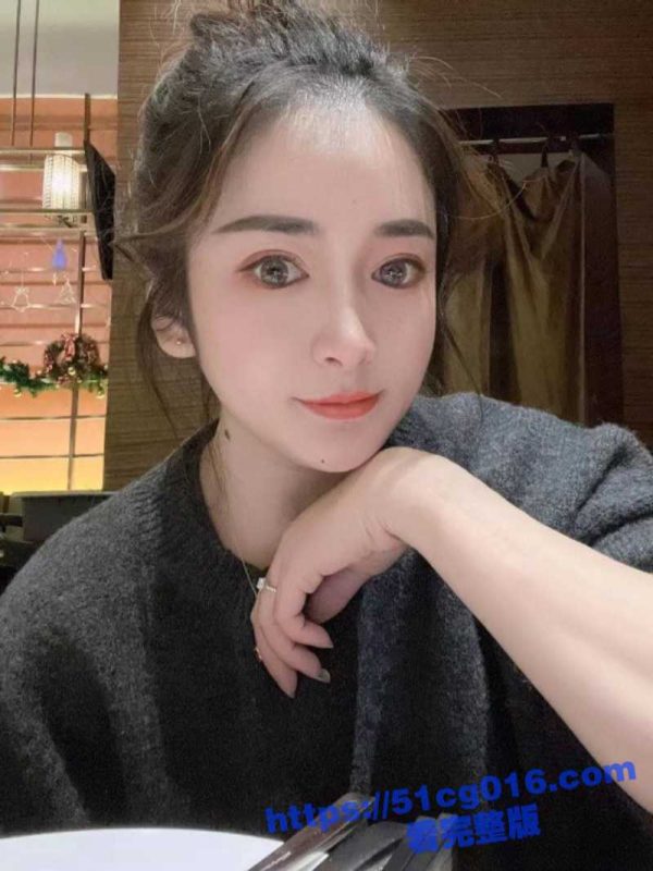 河北清纯小骚货 高颜值母狗调教开发 口活一流 就是逼有点黑 没少被人操-51吃瓜网