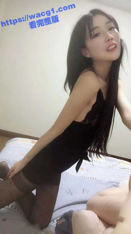 抖音博主约榜一大哥出来玩耍私拍视频流出  小骚货舔脚口交时一脸淫荡样 平时应该没少约大哥！！-51吃瓜网