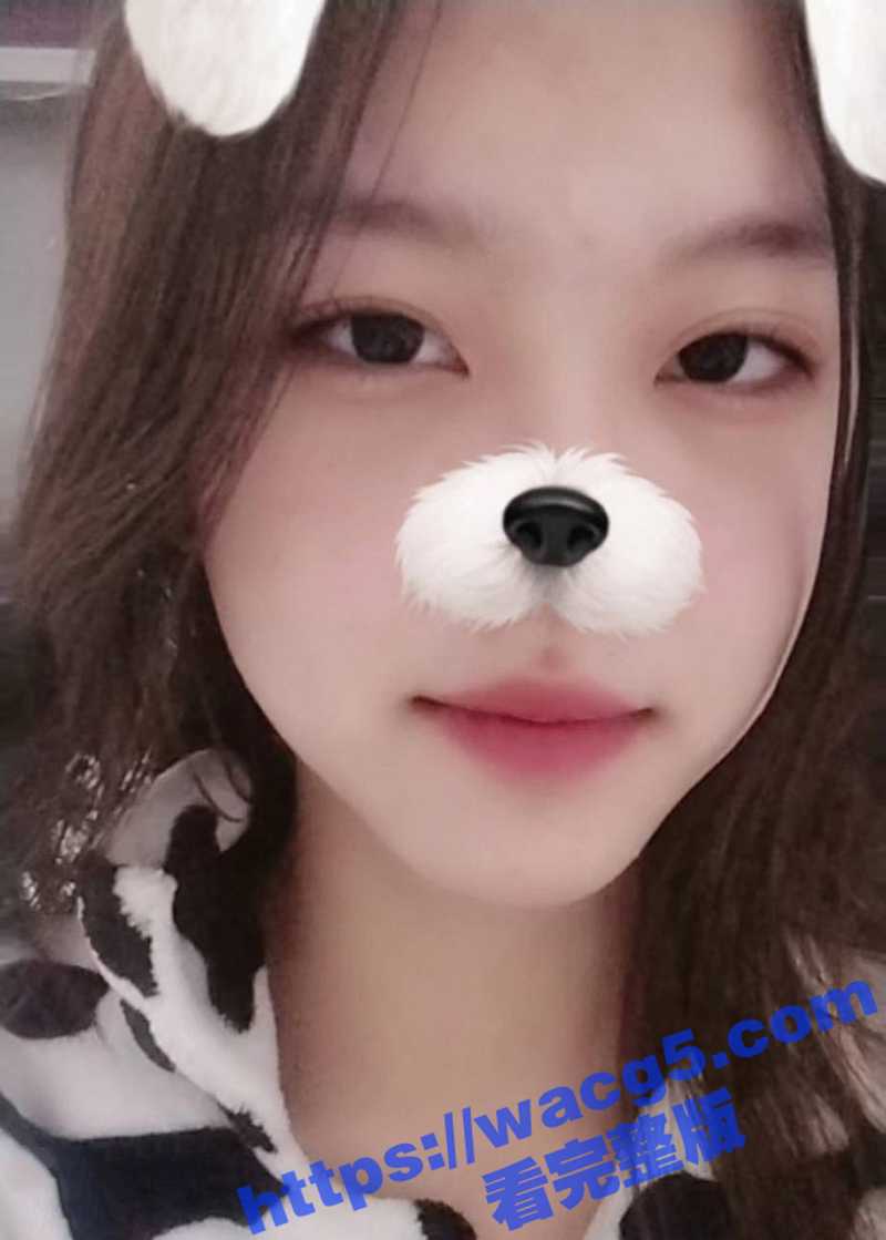 清纯女大学生被主人网调 淫荡自慰骚拍 下体插着假屌伸出小舌头 简直就是一只交配中发情的小母狗！ - 51吃瓜网-51吃瓜网