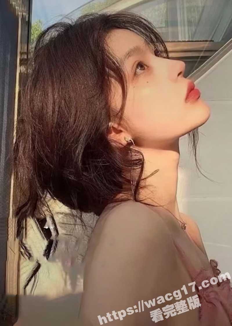 花椒现役顶流主播 西梅 大尺度裸体露三点艳舞 大尺度自慰骚拍 长腿蜂腰巨顶身材诱惑值拉满！ - 51吃瓜网-51吃瓜网