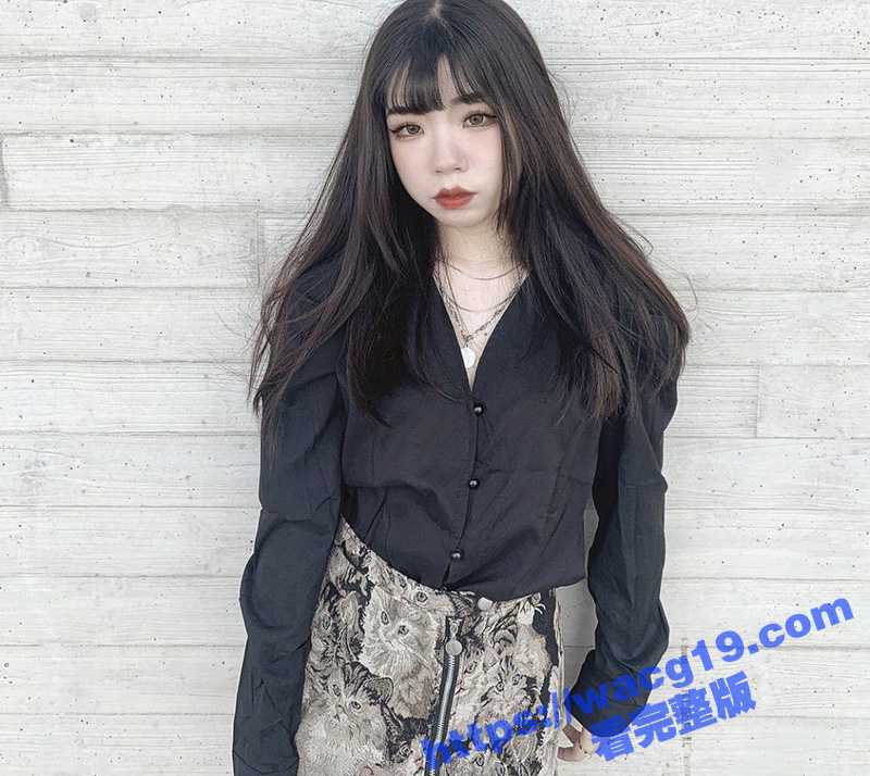 IG女神秋伶分手视频门 露脸自拍揉奶头揉搓肥鲍自慰视频 被前任无情曝光 附带聊天记录! - 51吃瓜网-51吃瓜网