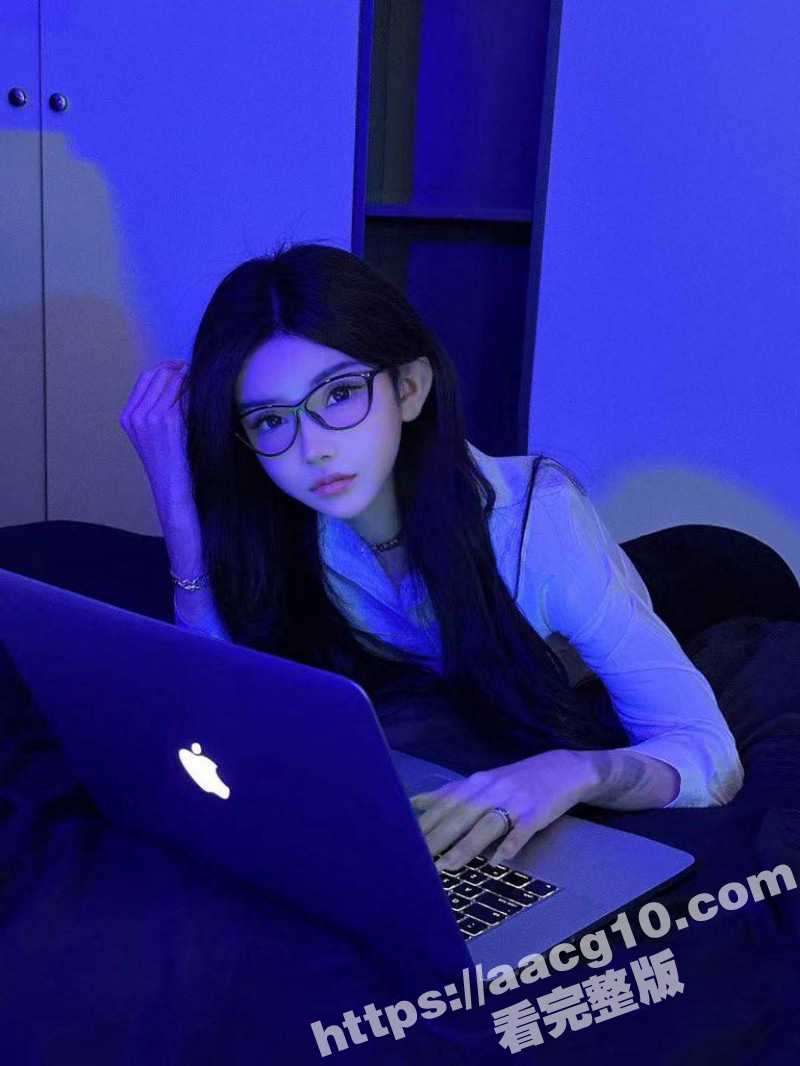 杭州极品妖娘yuna酱 纤细身材妖娆火辣 绝美颜值妩媚动人 精湛口技令人心动! - 51吃瓜网-51吃瓜网