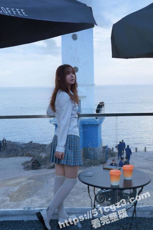 重庆工商大学张琪 经济学院嫩妹女神 却偷偷给大叔当小三 在校外被包养 结果做爱视频被曝光-51吃瓜网