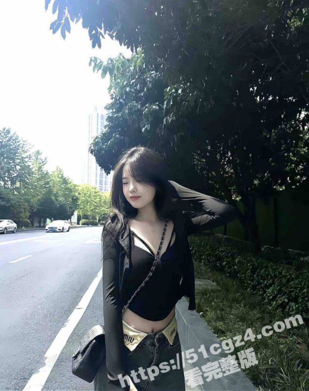 武汉中南民族大学 赵雨桐 性爱视频曝光 曲线身材纤细腰肢 挺翘肉臀被后入暴操-51吃瓜网