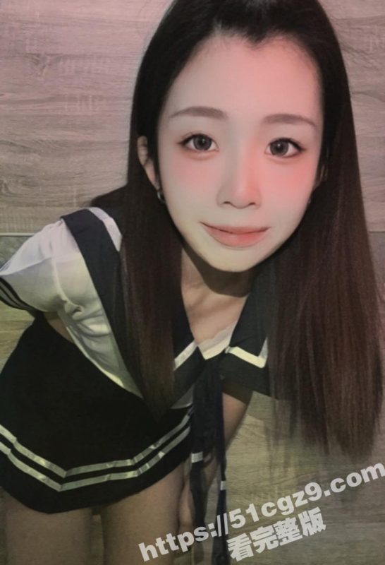 知名高校美女学生 卢欣柔 为捞金沦为大神精盆母狗 性感肉体被各种无套内射-51吃瓜网