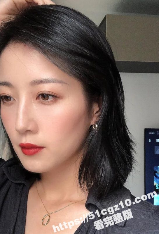 抖音御姐 铭铭阿姨 私拍性爱视频曝光 气质美女为捞金沦为金主性奴精盆 露奶扣逼遭金主无套爆操-51吃瓜网