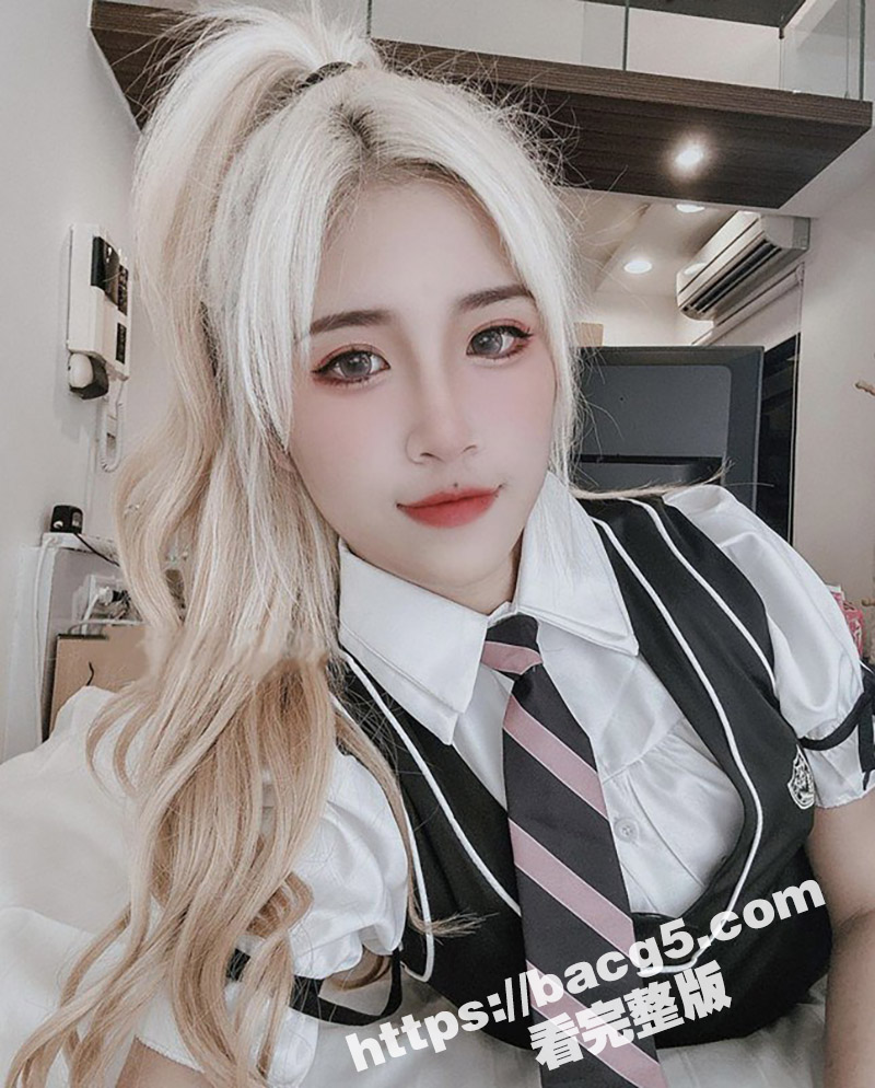 高颜值学生妹 林宝慧 三点粉嫩的极品尤物 为买名牌包自拍裸舞诱惑金主 结果视频残曝光售卖 - 51吃瓜网-51吃瓜网