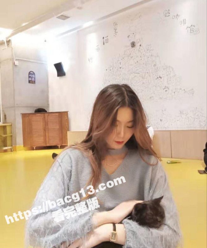 黑龙江财经学院反差学生妹赵键源 在学校人前高冷女神 其实是金主包养的小母狗！-51吃瓜网