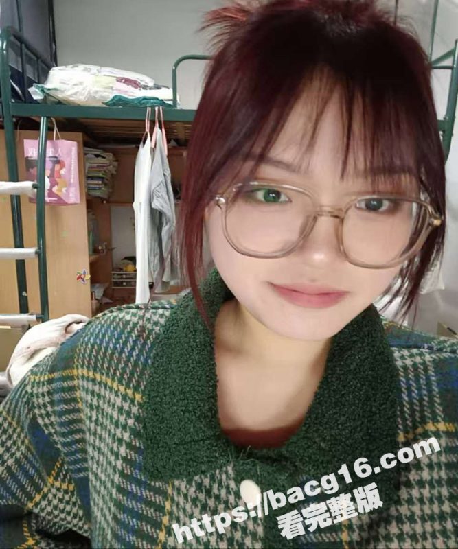 安徽文达信息工程学院 王忠燕 背着男友约炮劈腿 眼镜骚鸡主动骑乘榨精 反差惊人-51吃瓜网