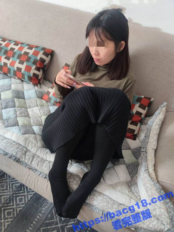 绿帽男曝光性感人妻  一被操就自动张开双腿 性瘾母狗本性彻底暴露！-51吃瓜网