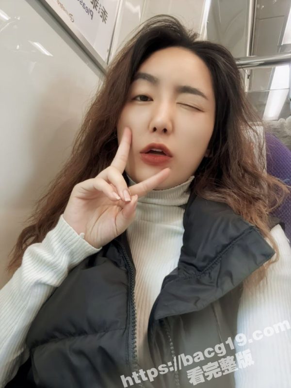 台湾小麦色健身女网黄 你的小太阳 付费资源流出 极品蜜桃臀疯狂榨精 高潮时全身都在颤抖！-51吃瓜网