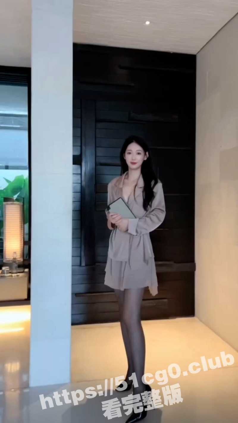 秀人网模特 唐安琪 私拍写真 全网唯一 露脸露点视频+打赏的透视露点 - 51吃瓜网-51吃瓜网