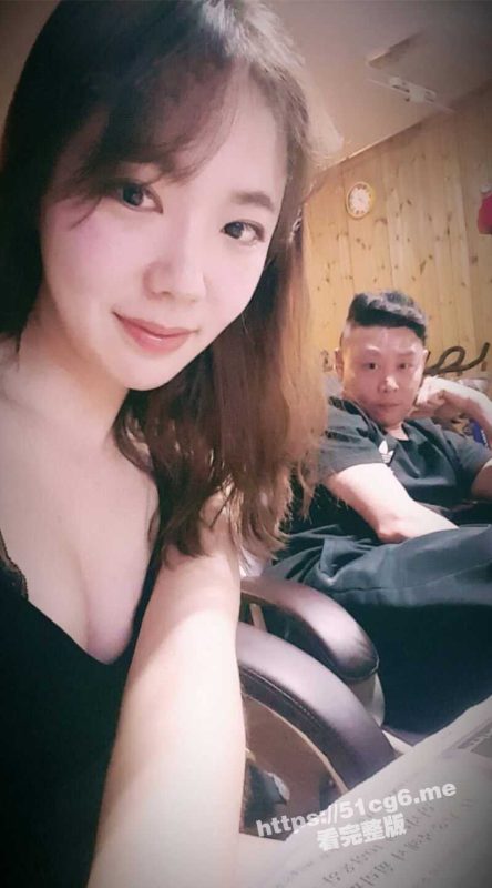 女友分手后求和遭拒 渣男狠心报复流出 活泼开朗的大奶美女 白天是女神夜晚床上秒变荡妇 极度反差婊-51吃瓜网