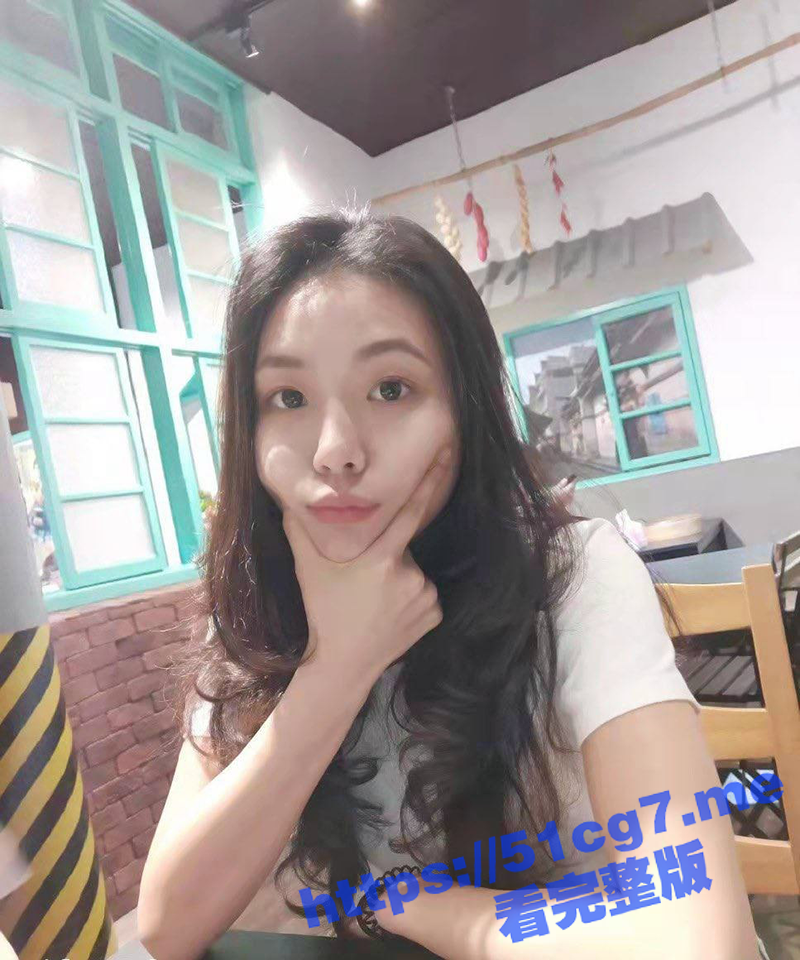 台湾一酒店流出 反差少妇偷情给老公戴绿帽 后入叫声很哇塞 超级反差！ - 51吃瓜网-51吃瓜网